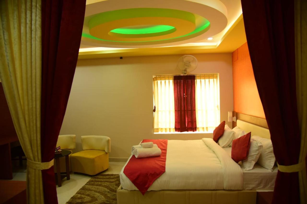 Bensen Hotel 普里 外观 照片